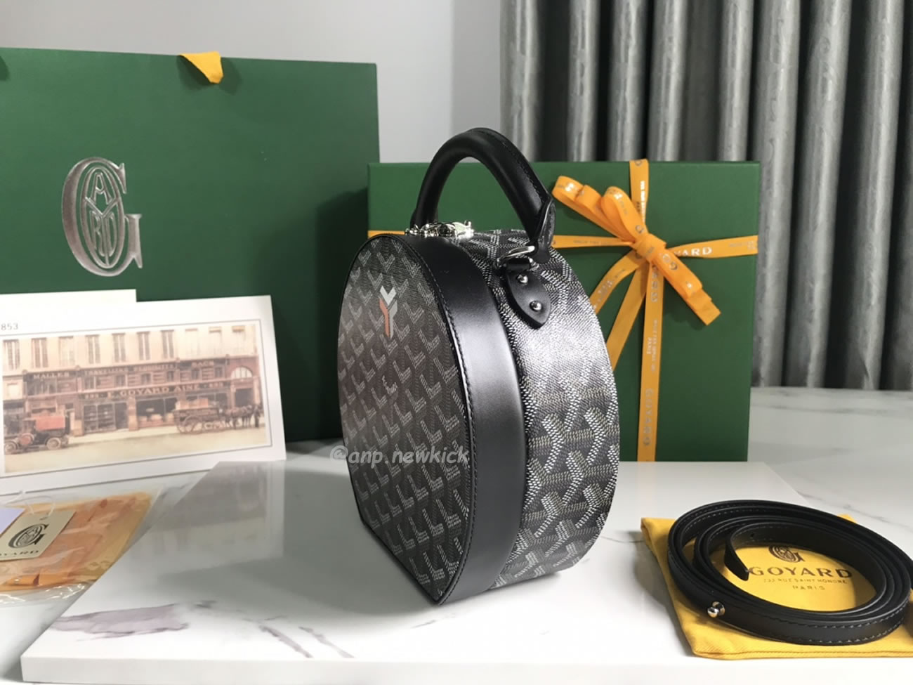 Goyard Alto Hat Box Bag 16.5 Cm X 7 Cm X 18 Cm (15) - newkick.vip